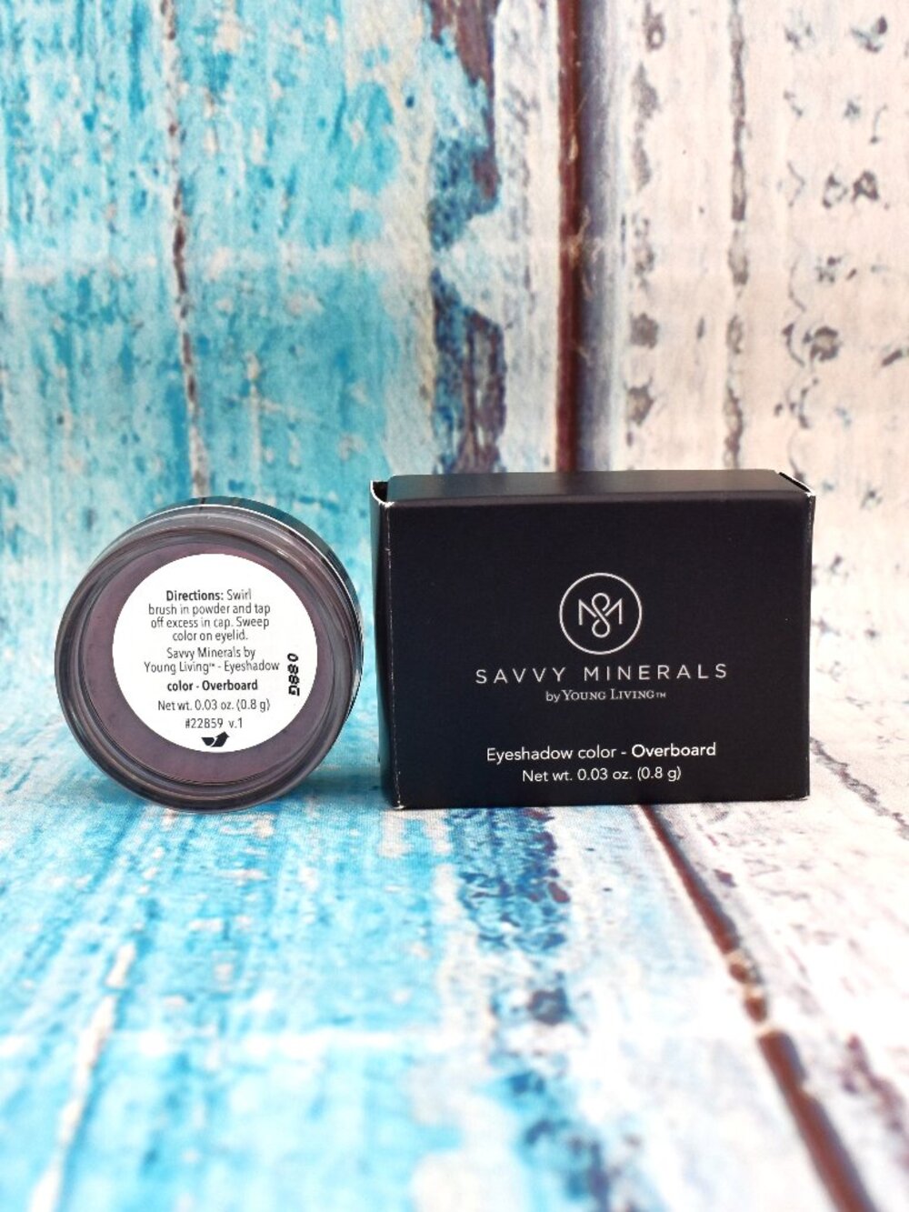 Young Living Savvy Minerals Overboard Eyeshadow NEW